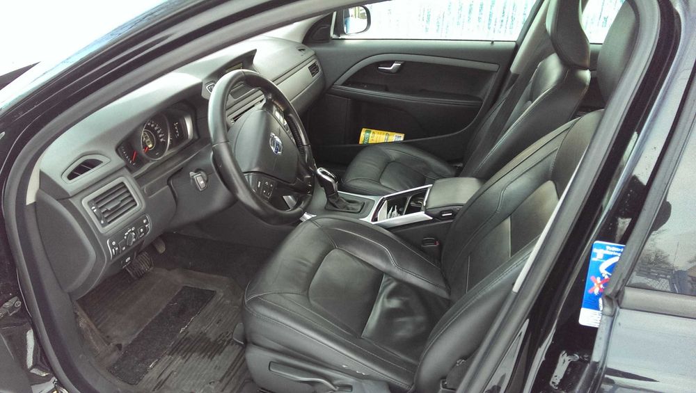 Volvo V70, 2014 рік