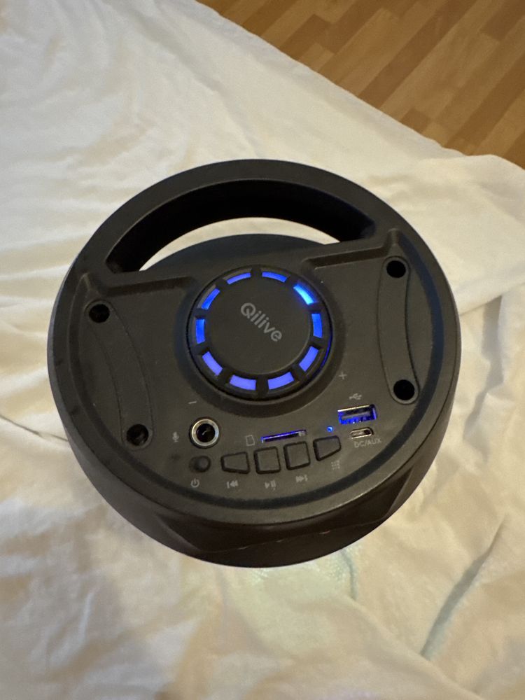 Coluna Qilive 2X 10w som altissimo