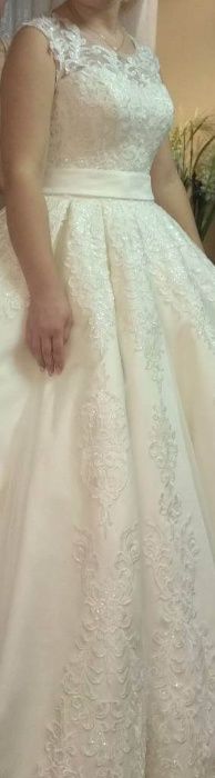 Весільне плаття!