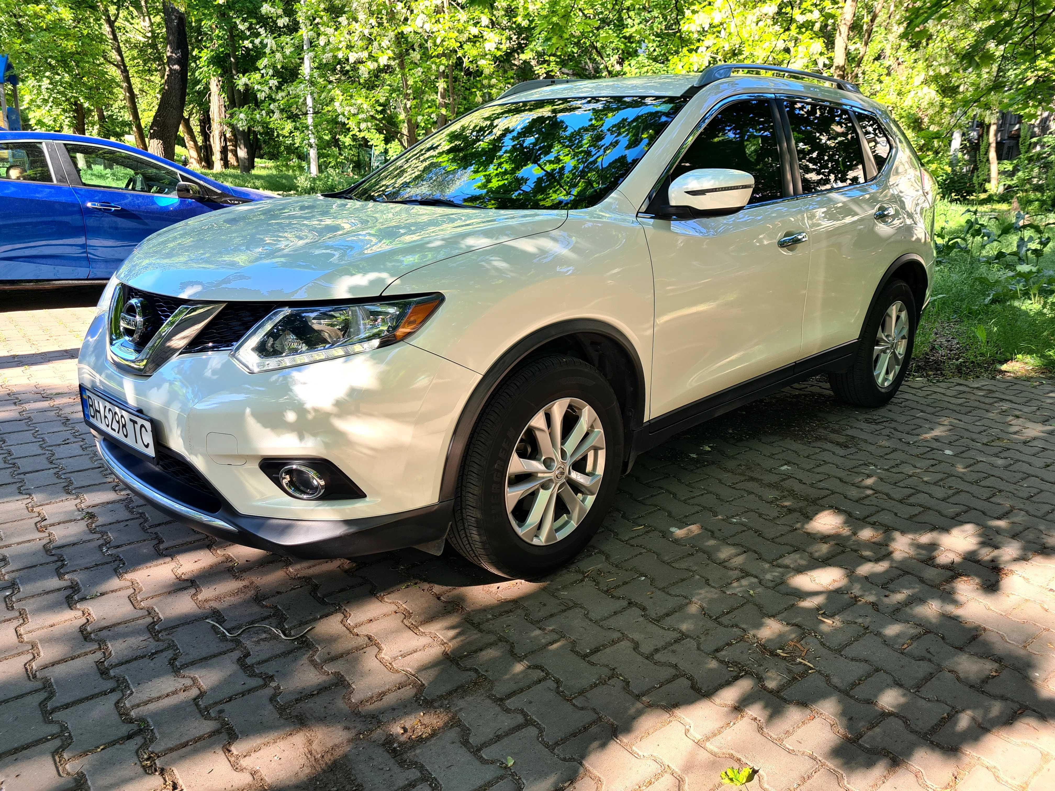 Продам Nissan Rogue