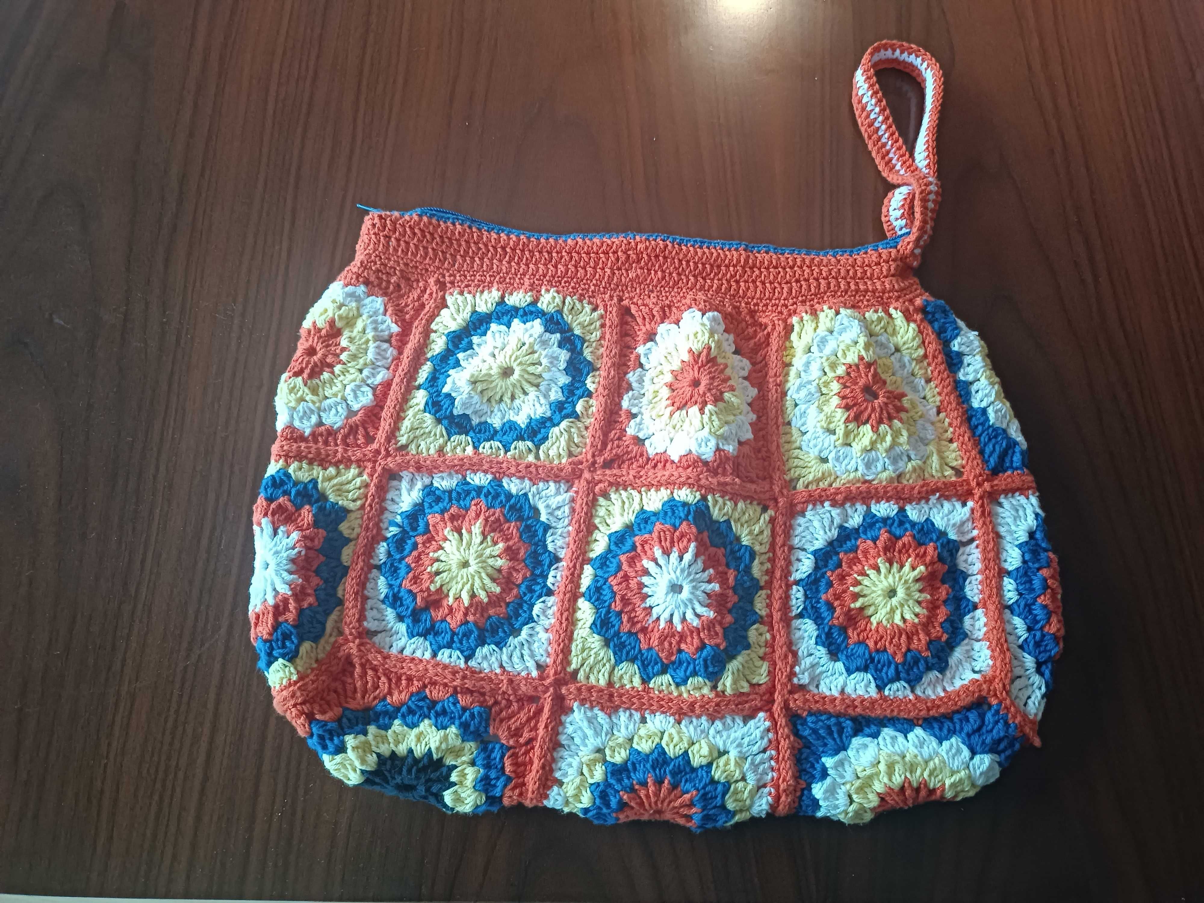 saco de crochet feito á mão