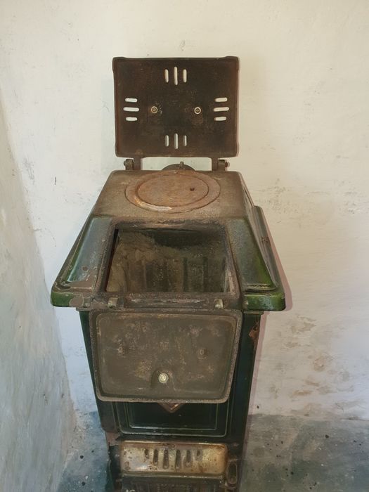 Zabytkowa koza niemieckiej   marki CORA