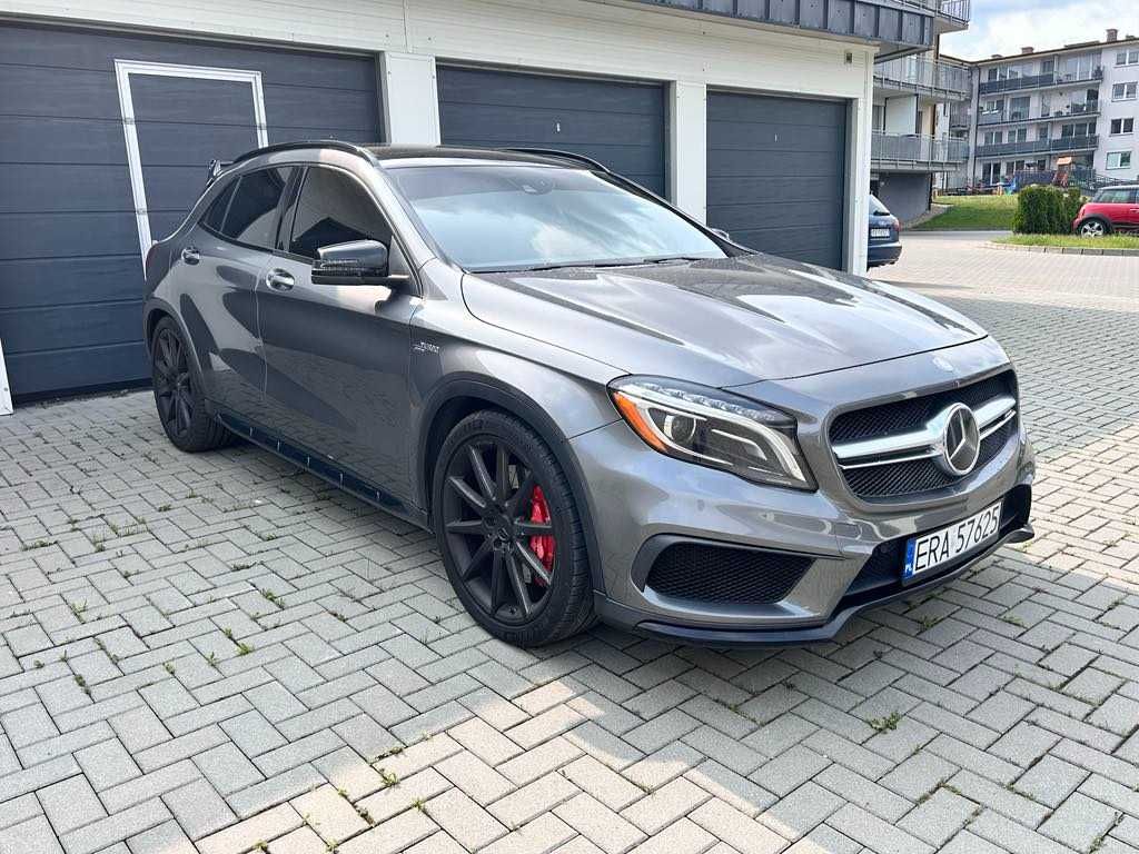 Mercedes-Benz GLA 45 AMG