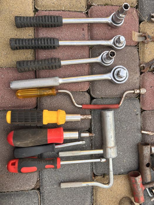 продаю хороший інструмент з Німеччини