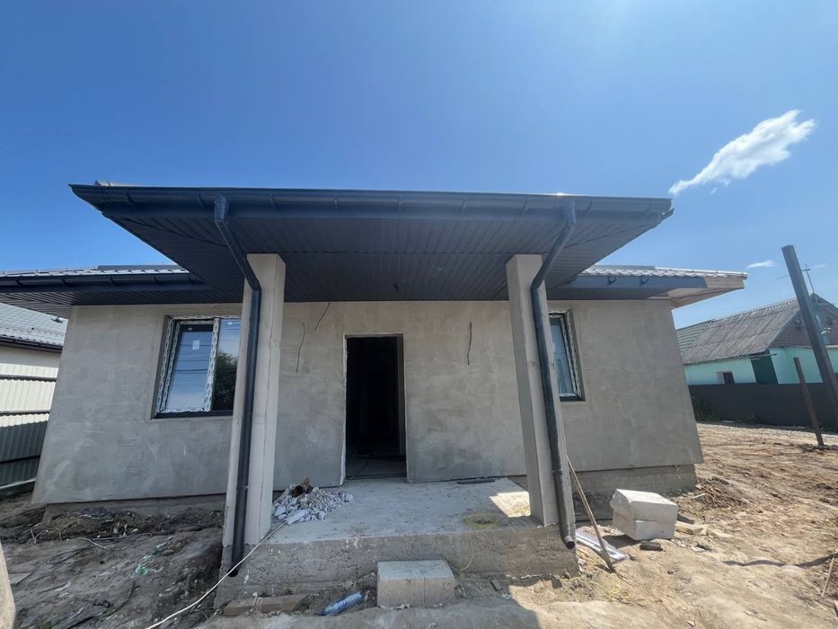 БЕЗ КОМІСІЇ. Одноповерховий будинок з початковим ремонтом 105м2