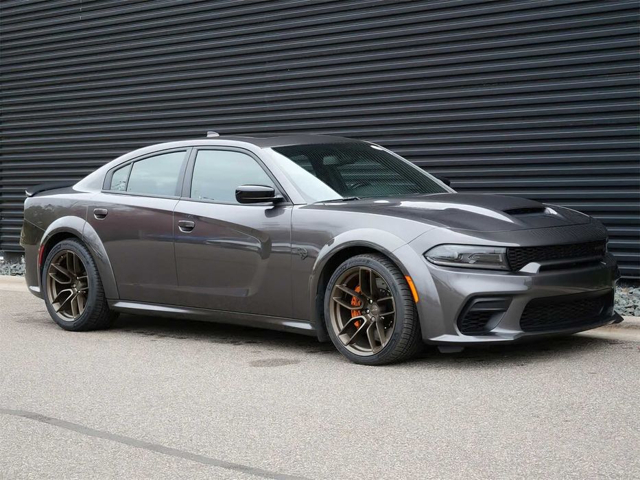 Dodge Charger SRT HELLCAT      2023