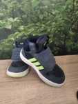 Buty dziecięce Adidas HOOPS MID rozmiar 25 1/2