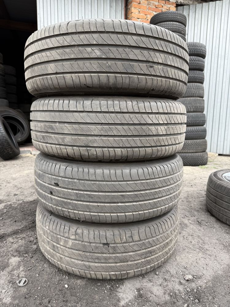 Komplet kół letnich 5x114,3 Kia Hyundai 215/55/17 Michelin