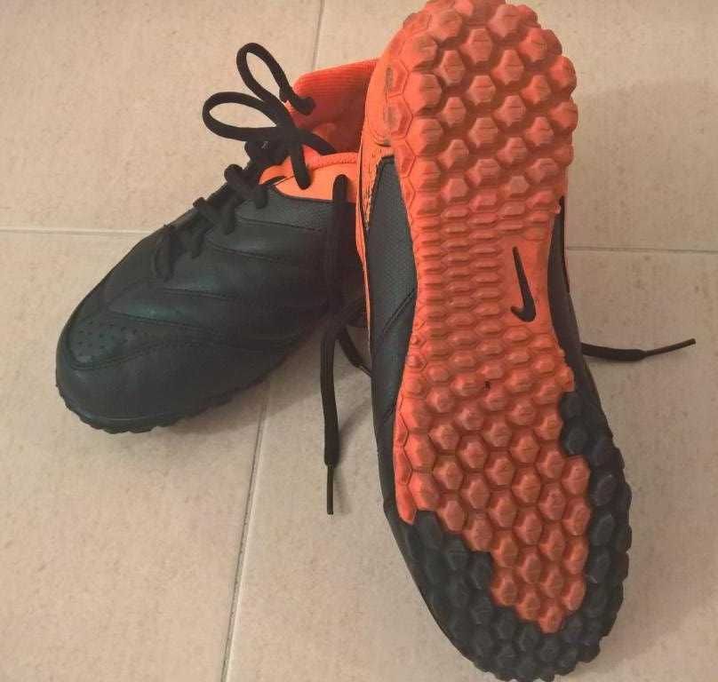 Ténis Nike 41 !!