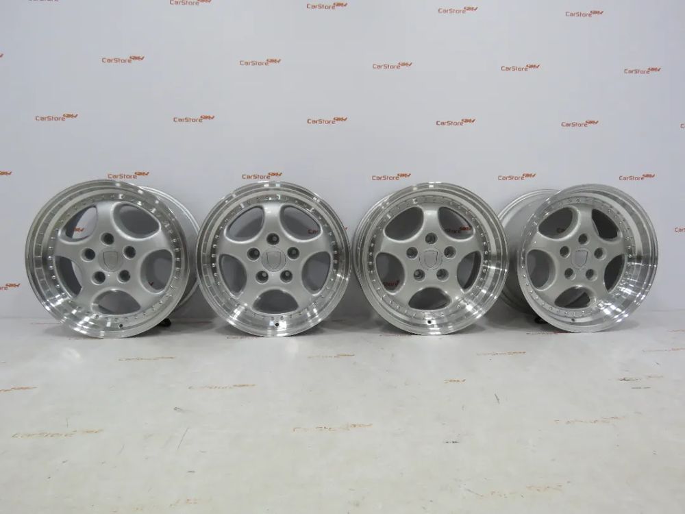 Jantes Porsche 18'' 8 et 50 + 9.5 et 50 5x130 Silver