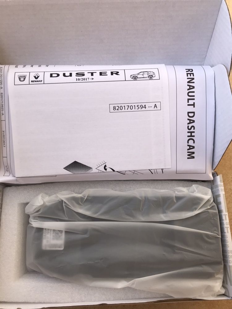 Wideorejestrator zintegrowany Dacia Duster II. Oryginalny.