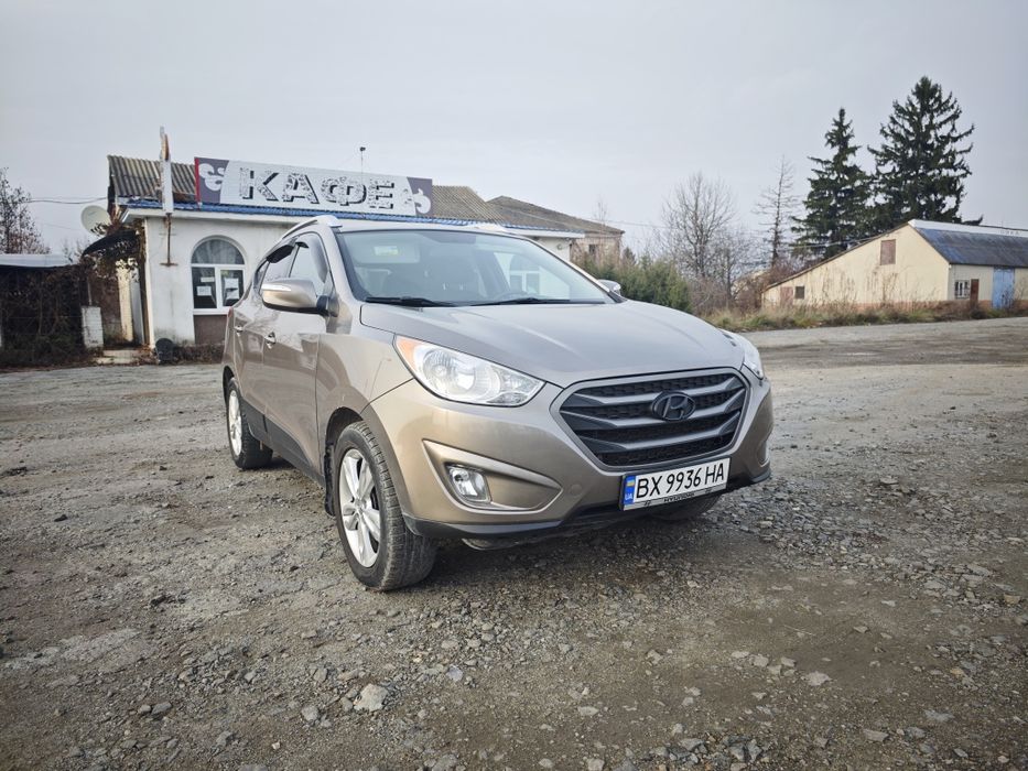 Хундай Туксон 2013 Hyundai ix35 Tucson Кросовер Позашляховик