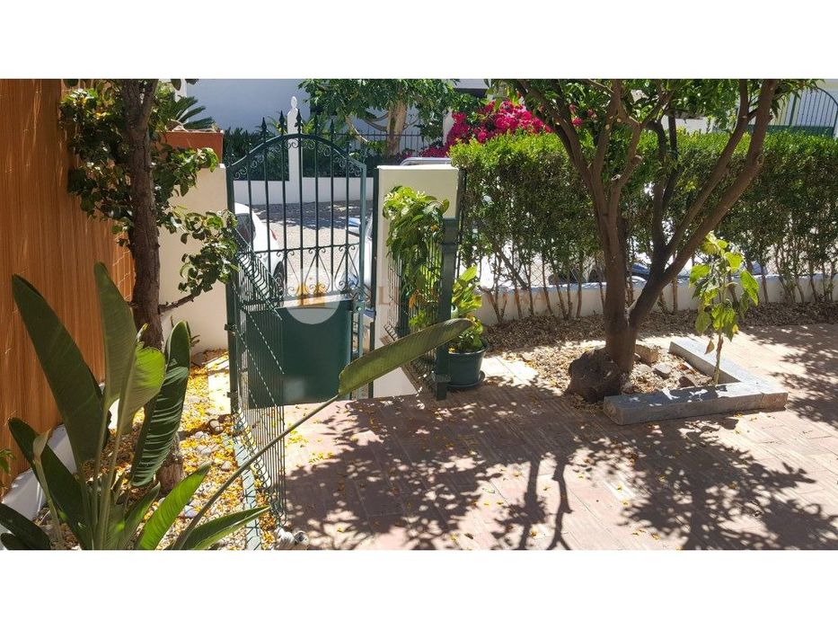 Moradia T3 com jardim e BBQ - zona calma e bons acessos