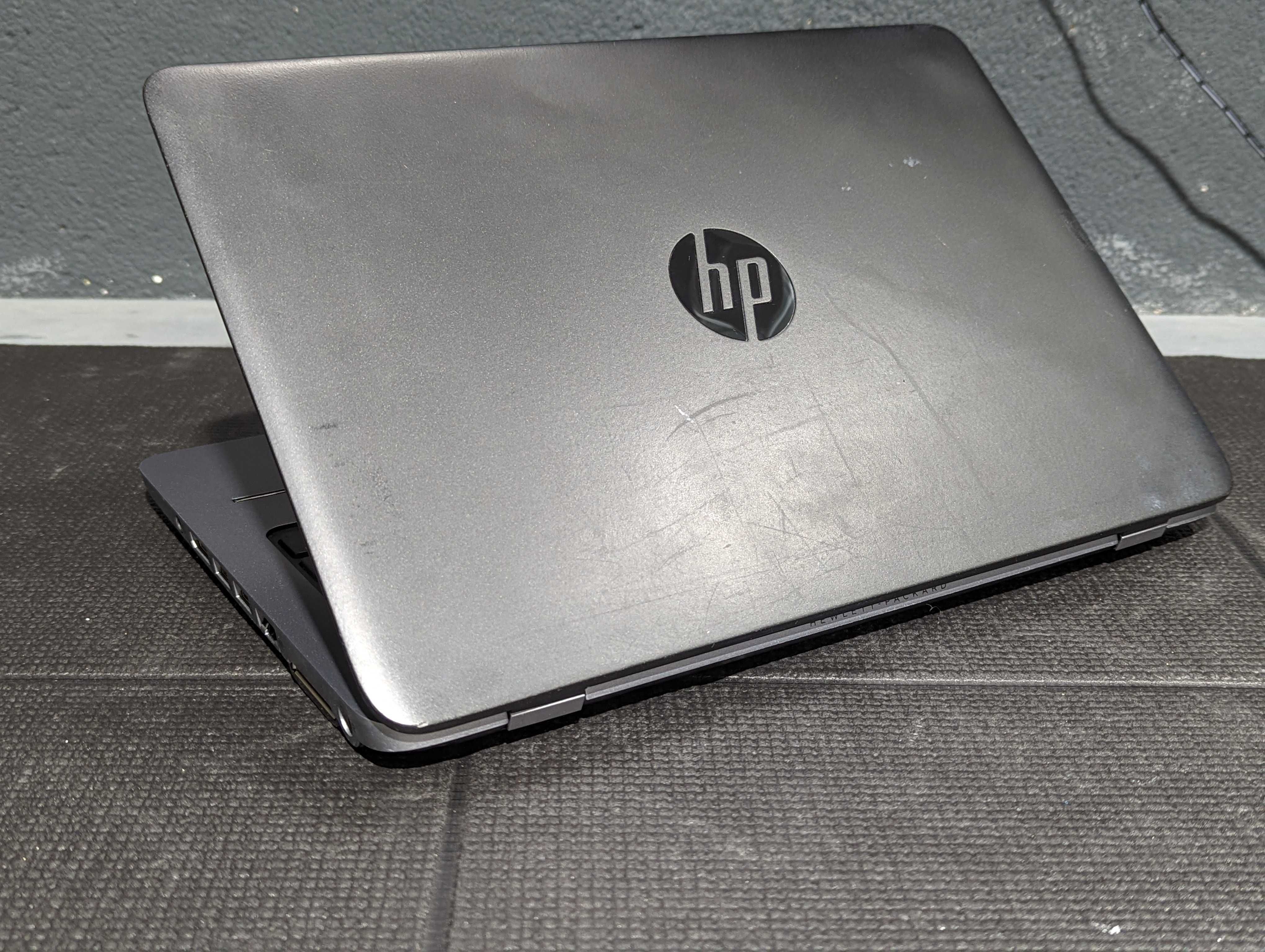 HP EliteBook 820 G1 8gb Ram/240GB SSD