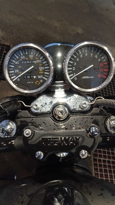 Vendo keeway Superlight 125