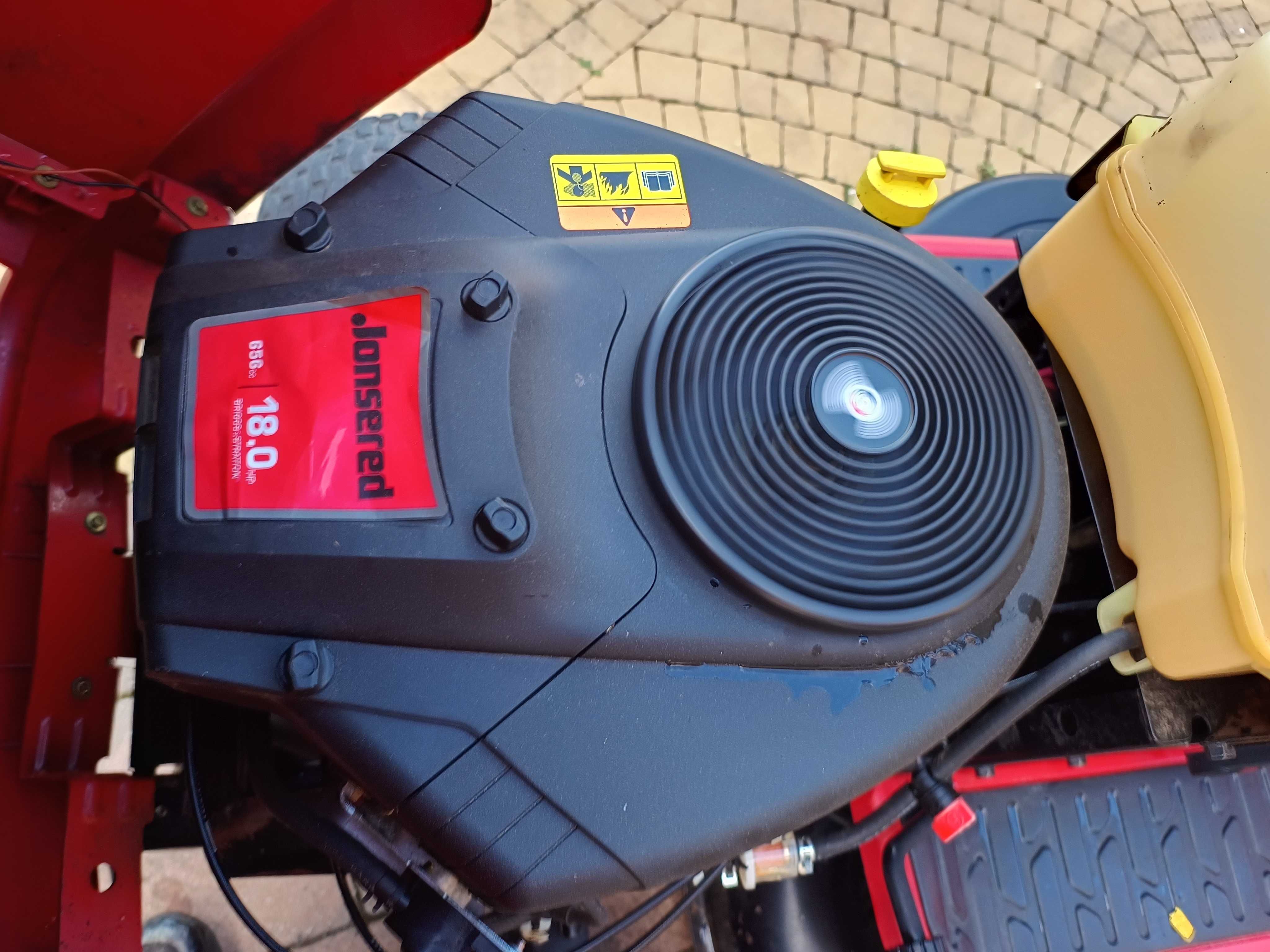 Kosiarka Traktorek Jonsered 18kM Briggs V-Twin z pompą i napedem hydro