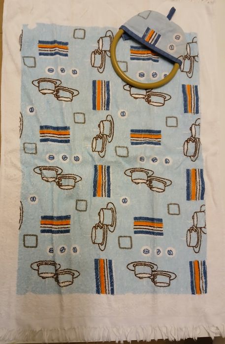 Suporte com pano de cozinha felpudo