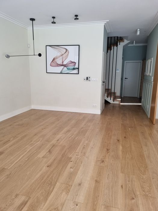 Cyklinowanie bezpyłowe parkietów / schodów, układanie i montaż podłóg