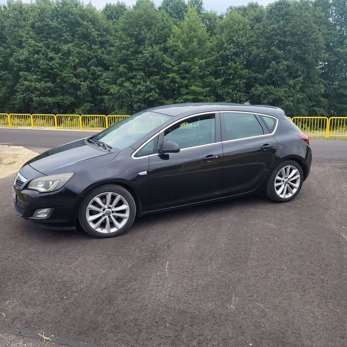 Opel Astra J Sport 1.7 CDTi