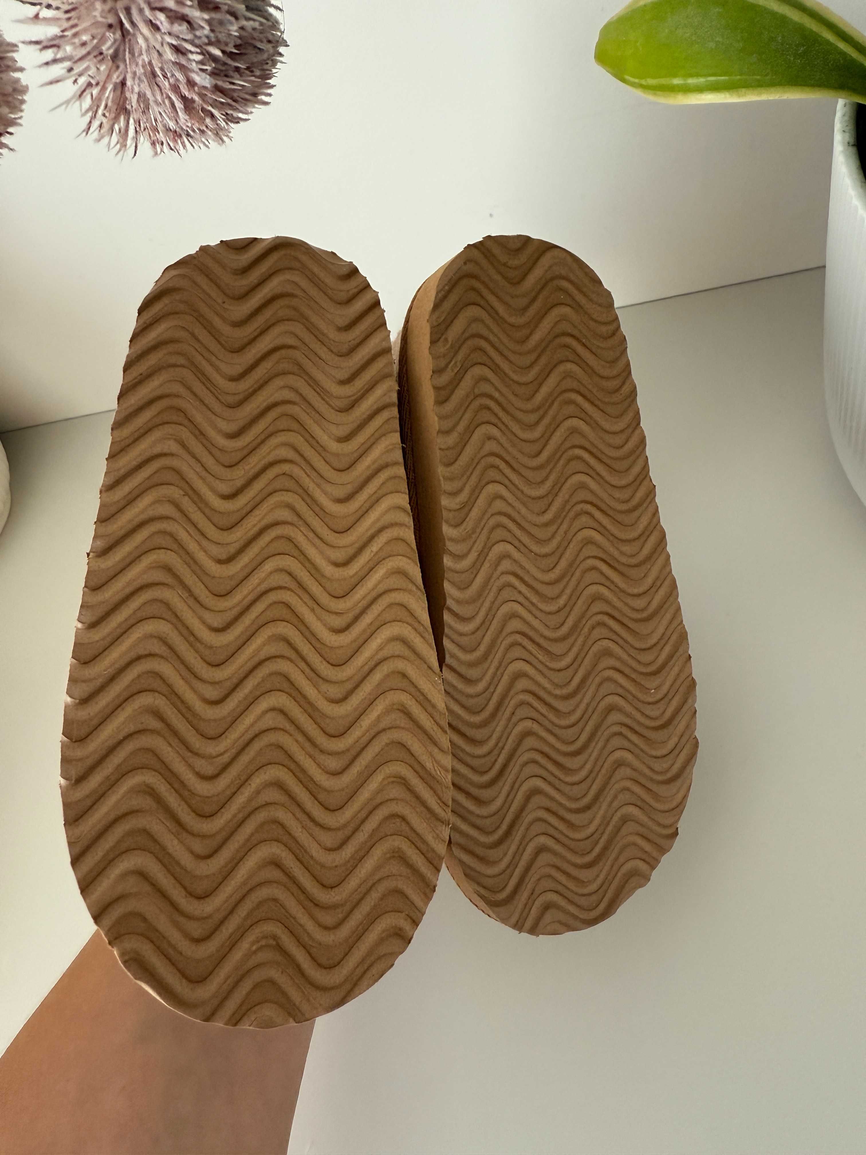 Nowe z metką Ciepłe buty śniegowce botki typu emu camel 24/25