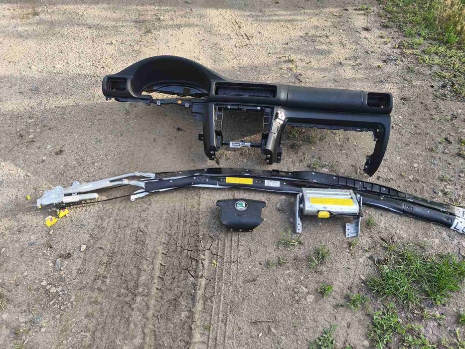 Торпедо skoda superb 1 безопасность консоль  подушка безопасности