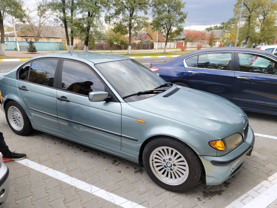 Продам BMW 320I, 2002 р. Терміново.  Об'єм двигуна 2.2 бензин