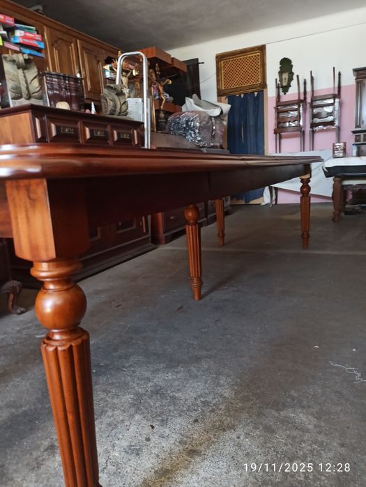 Mesa de sala de jantar