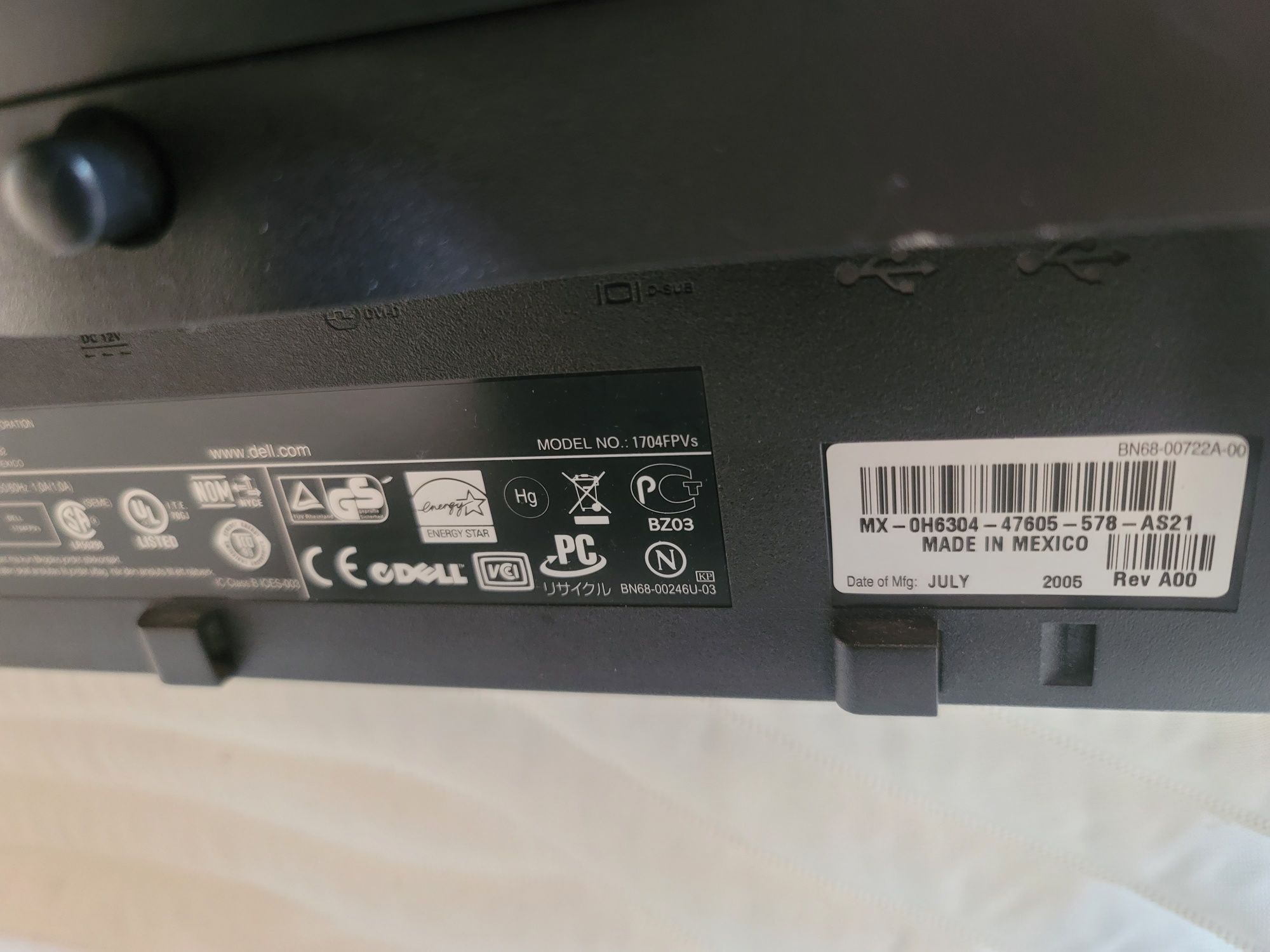 Monitor LED Dell 1704FPVS 17" 1280x1024 TFT