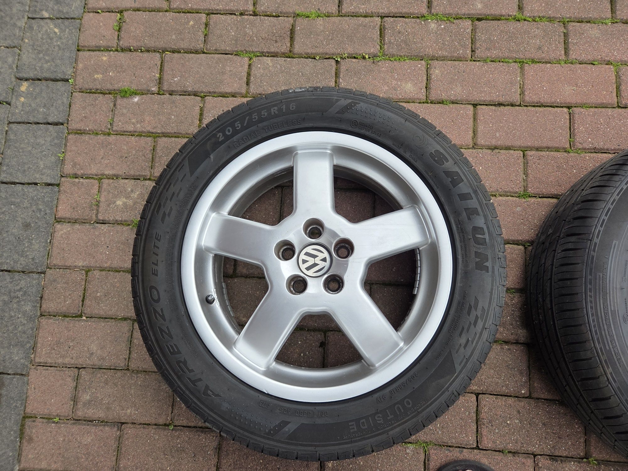 Felgi 16' 5x100 nowe opony 205/55r16, VW, Audi, skoda, Golf.