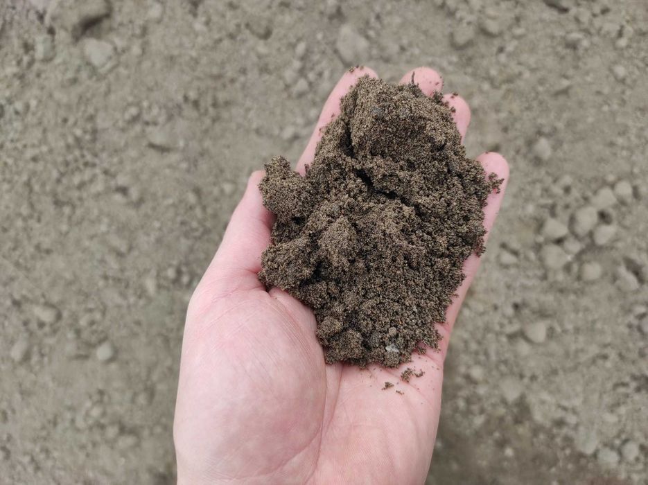 Kruszywo betonowo- ceglane/ gruz/ tłuczeń/ piasek/ ziemia