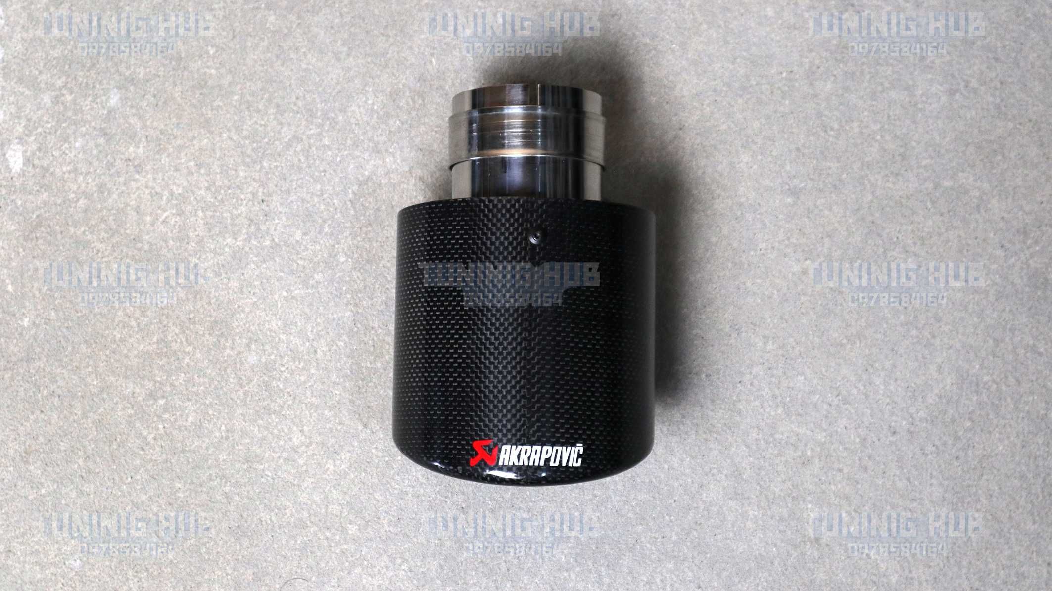 насадки Akrapovic на вихлопні труби глушник карбон BMW Audi Mercedes