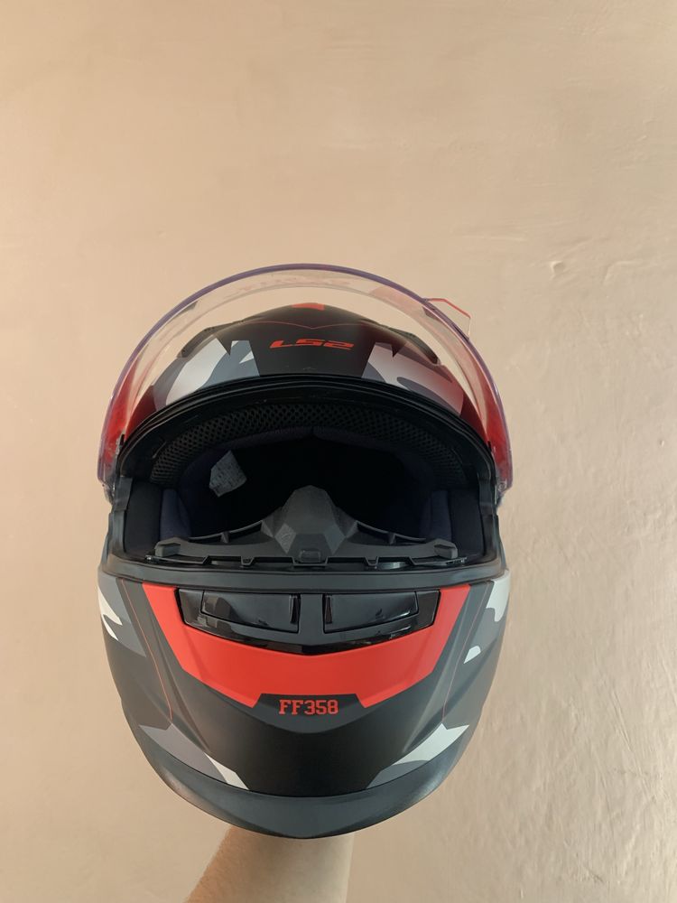 Новый шлем LS2 Helmets