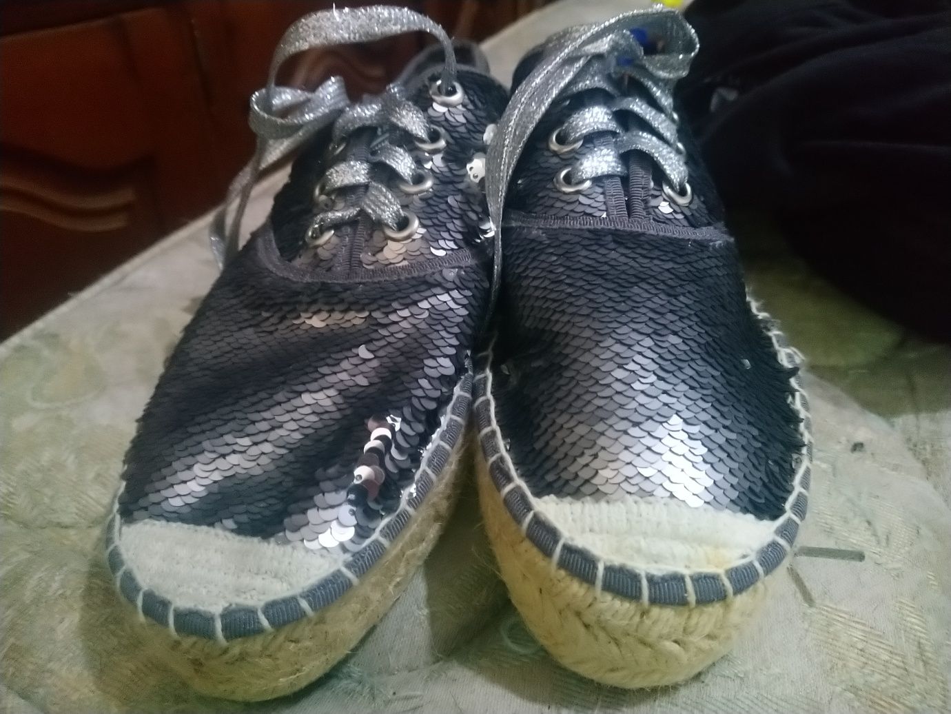 Sapatilhas 39 novas