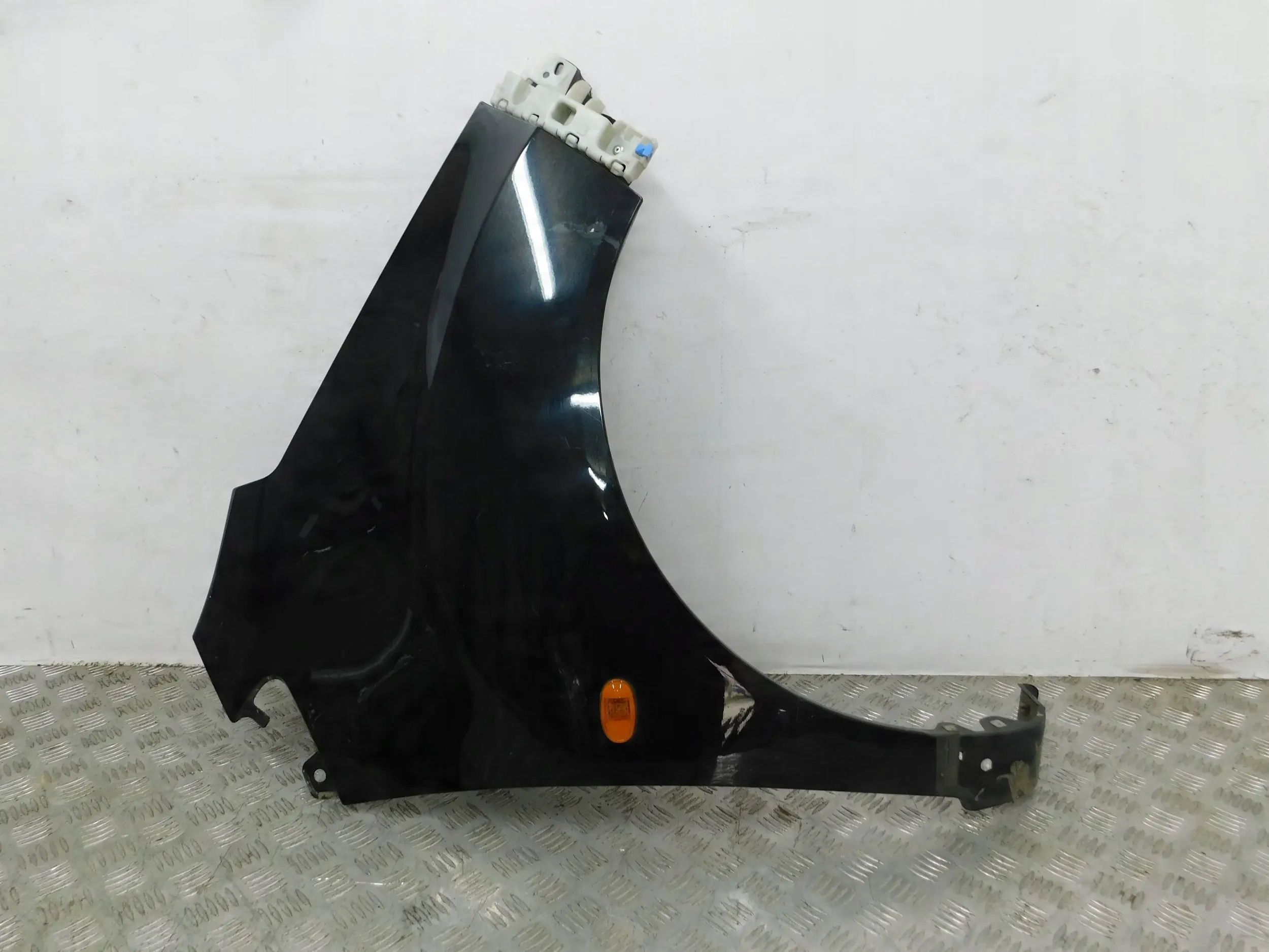 Błotnik przód Przedni Prawy Chevrolet Spark 09-