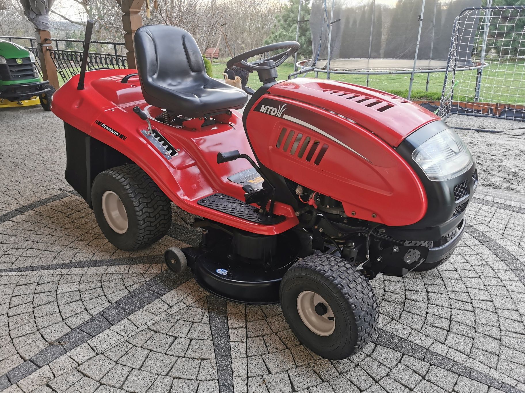 GutBrod Germany 17,5 HP Briggs Kosz Hydro STAN Traktorek Kosiarka