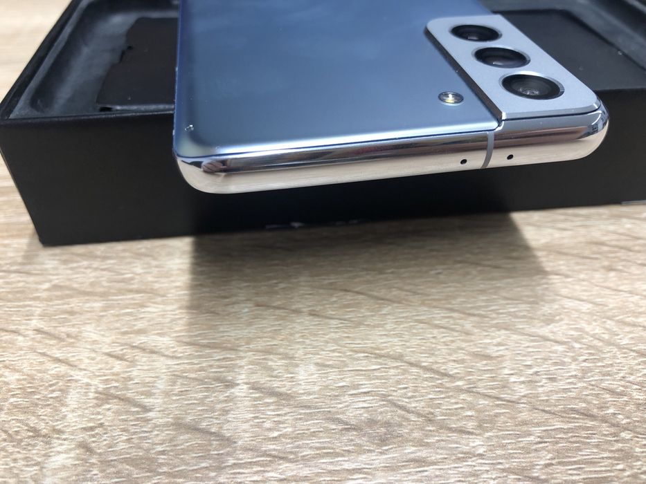 Samsung Galaxy S21+ 5G 8/128GB (SM-G9960) — Phantom Silver