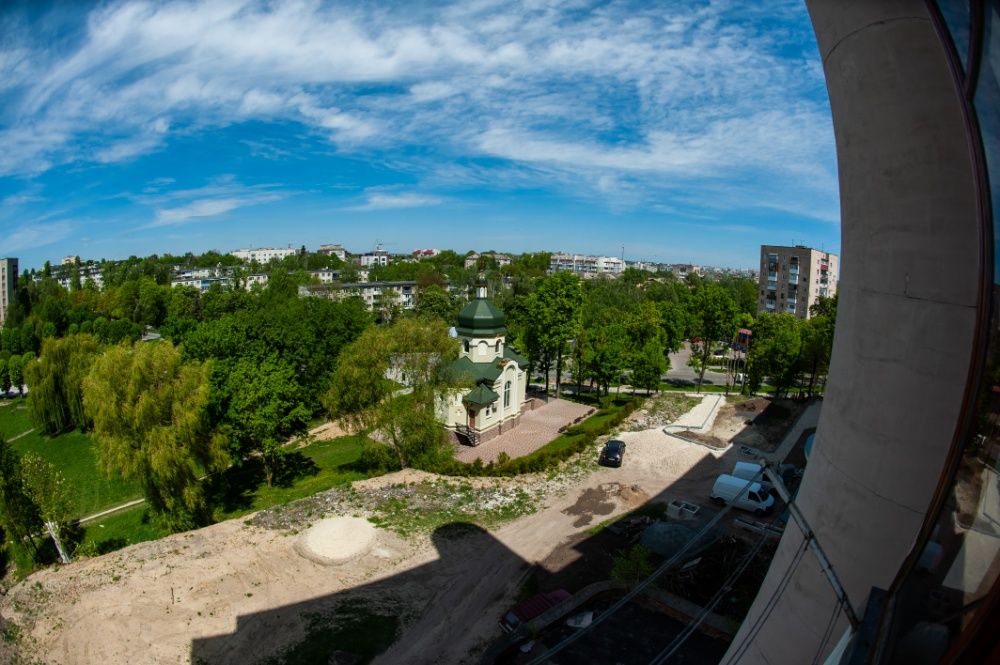 Подобово біля Педуніверситету, до центру до 10 хв + Звітні документи.