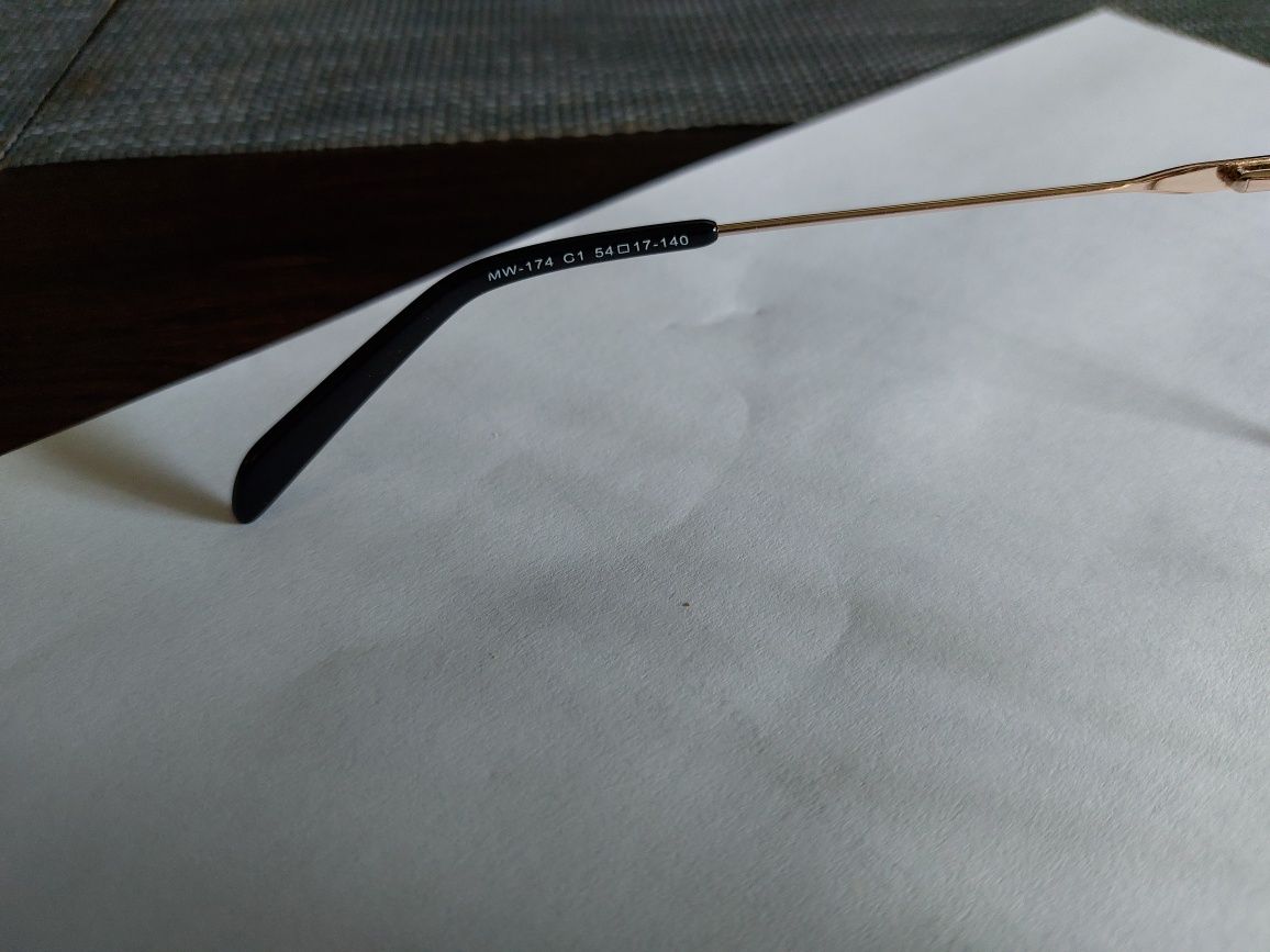 Oprawki metalowe damskie Massi Eyewear