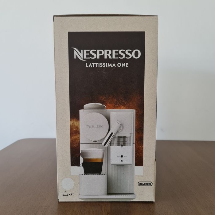 Nespresso DeLonghi Latissima One