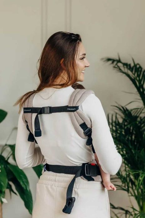 WYSYŁKA 0 ZŁ ! NOWE Nosidło LennyLamb LennyLight - Mała Jodełka Almond