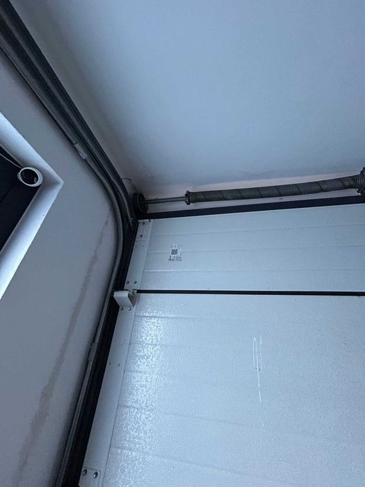 Vendo portão de garagem com motor de abertura