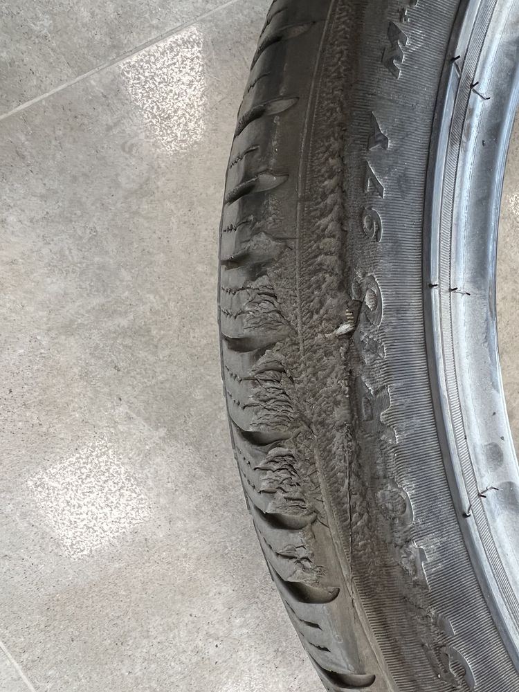 245/40r18 Pirelli P Zero Lato