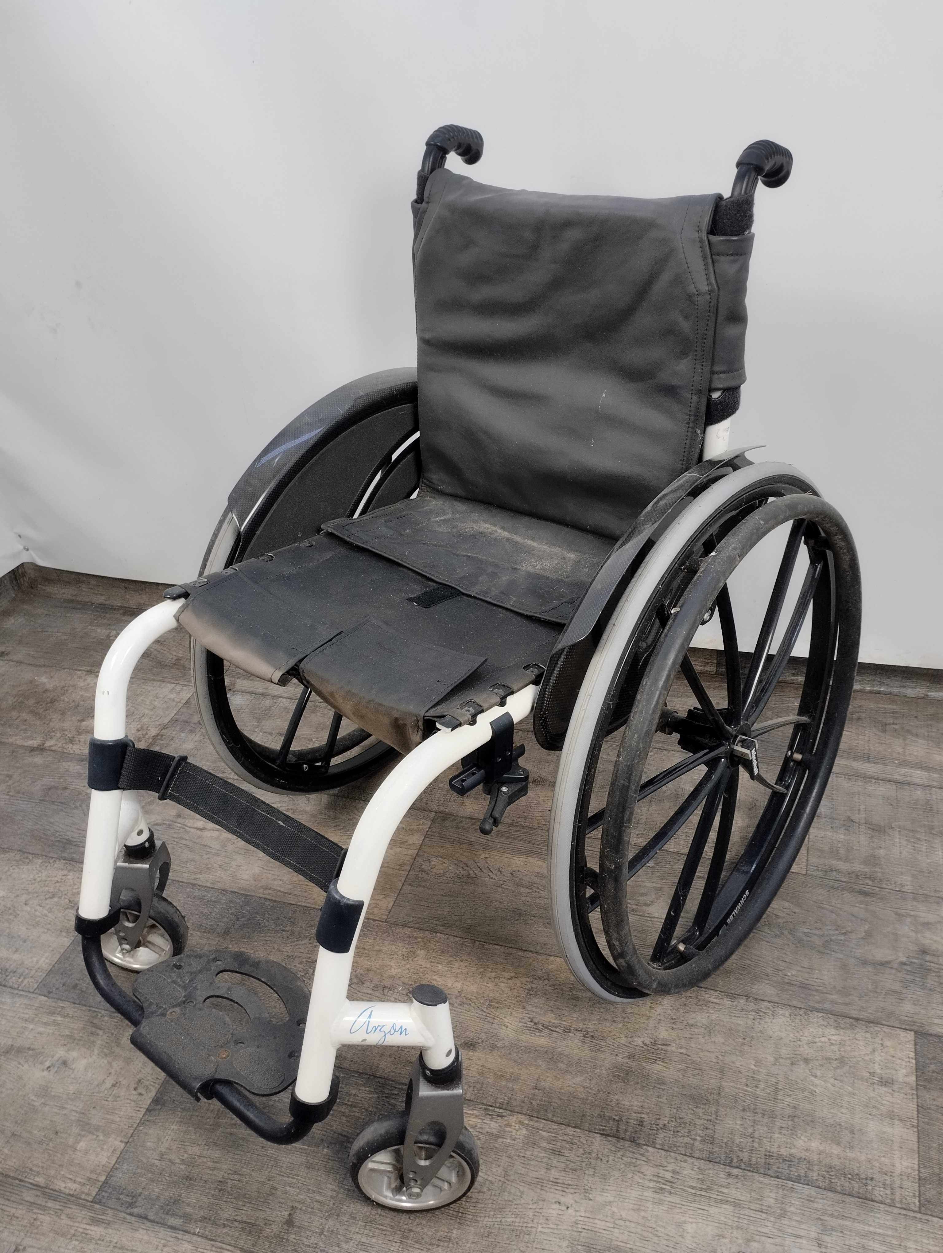 Wózek inwalidzki Aktywny Kuschall Carbon