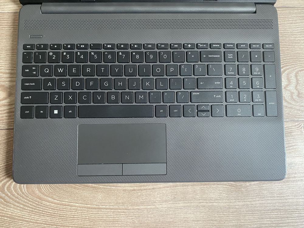 HP 255 G8 | ryzen 5 5500u | 8gb | 256gb ssd m2 | FHD