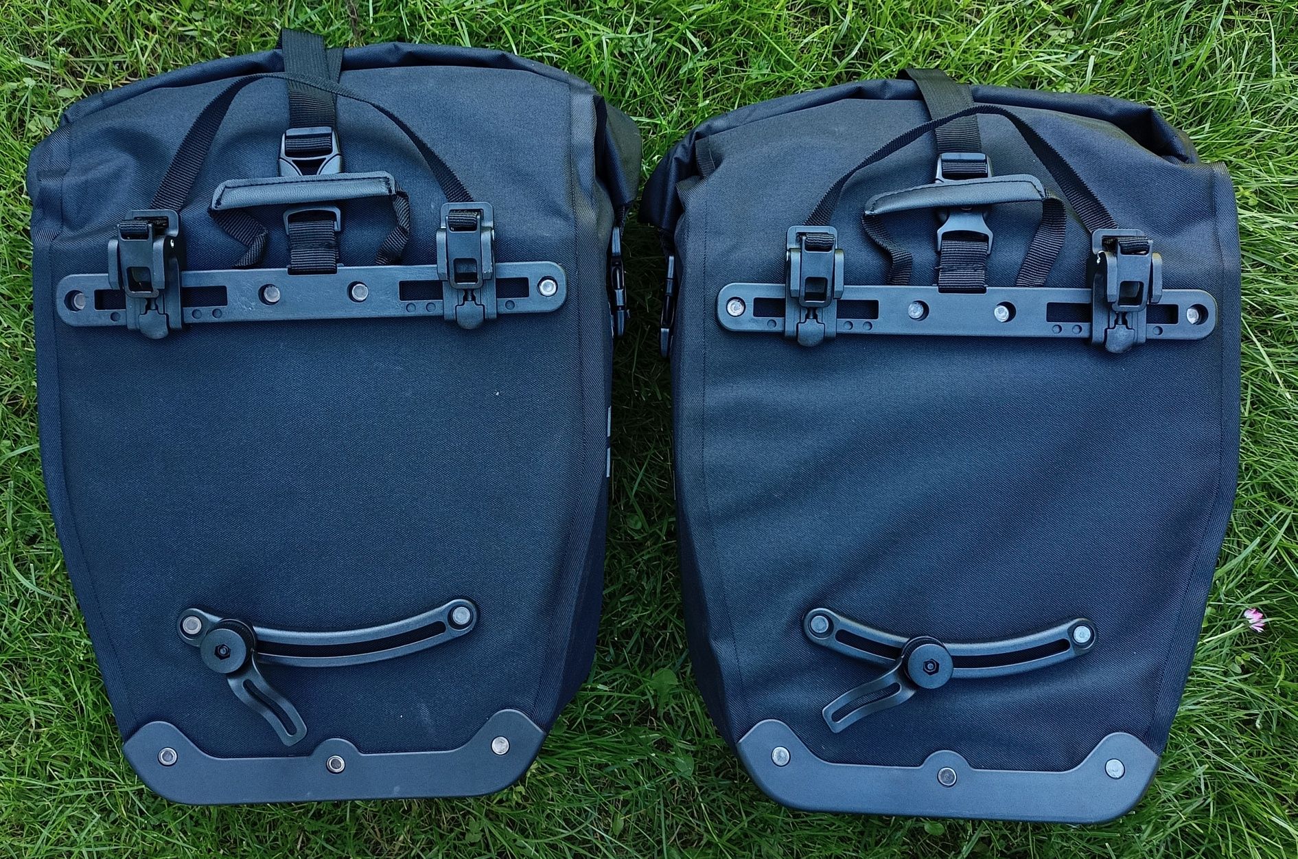 Sakwy torby boczne na bagażnik 2x 20l