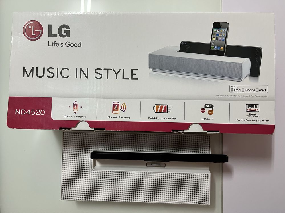 Coluna portátil LG ND4520 10W iPod Dock