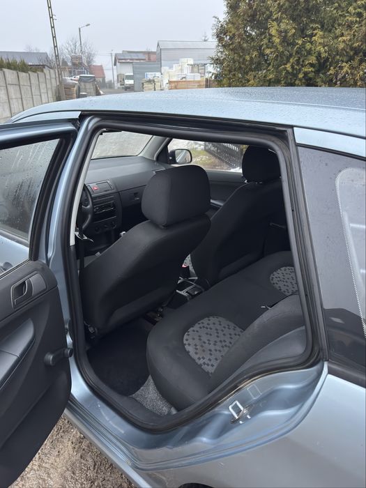 Skoda fabia 1.2 benzyna lift (transport)