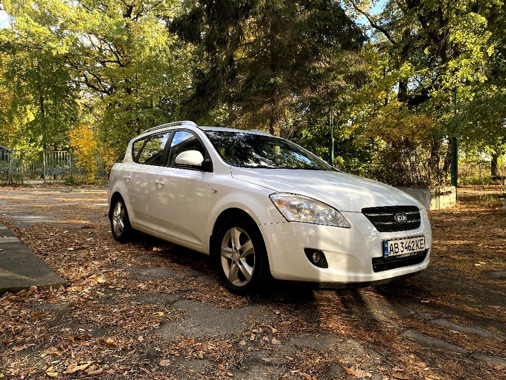 Kia ceed 1.6 дизель 2009 рік