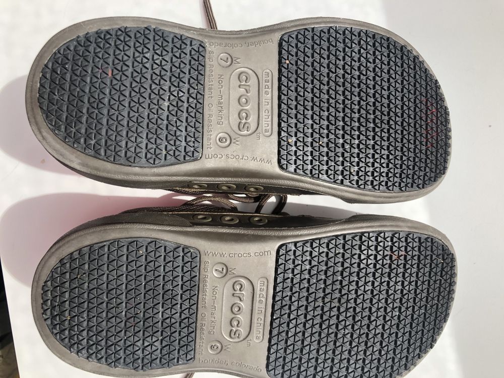 Crocs sapatos 7/9