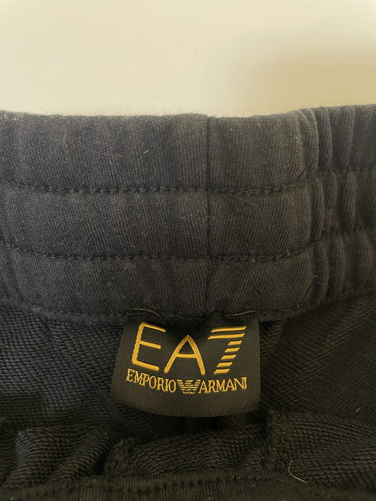 Спортивні штани EA7 Emporio Armani